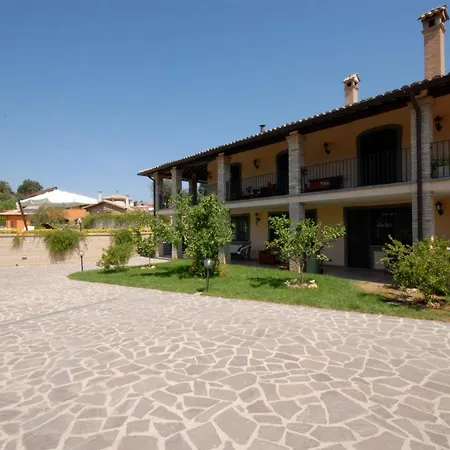 Holiday home Dona Sacrofano